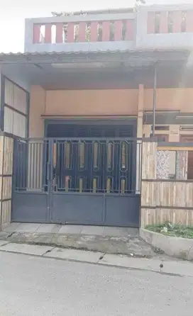 Di Sewakan Rumah Di Kunciran Pinang Tangerang