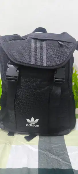 Tas Ransel Adidas motif Monogram