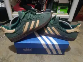 Sepatu Adidas munchen