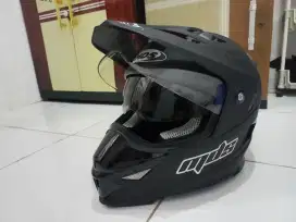 Helm mds supermoto