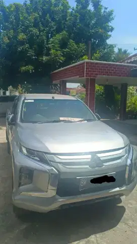 jual murah triton dc 4x4 manual gls 2020