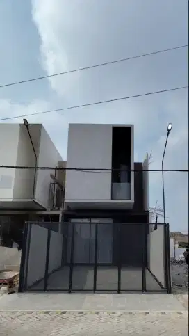 Mojoarum‼️Jual Rumah Baru Dekat Unair,Dharmahusada,Galaxy Mall