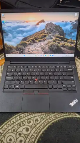 Lenovo Thinkpad E14 Core i5-1135G7 16GB 256GB SSD