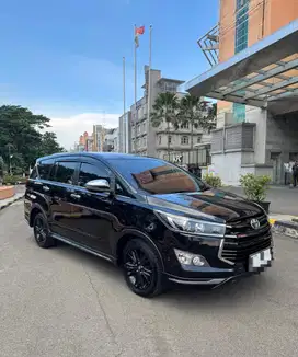 Toyota Kijang Innova Venturer Diesel 2020 Matic Low Km Pajak Panjang