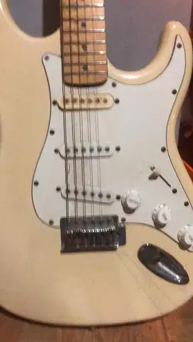 Gitar stratocaster