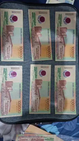 Uang polimer 100 ribu rupiah