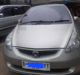 Jazz simpenan mulus siap luar kota.
