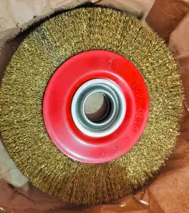Wire Brush 200 mm Max. 4.500 RPM