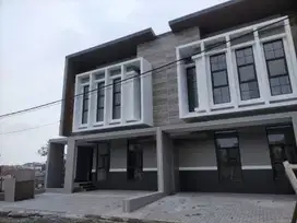 Rumah Baru Dipondok Hijau 2lantai Harga Masih Nego