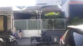 Rumah mungil cocok pengaten baru