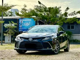 CASH Toyota All New Camry 2.5 V 2022 Low KM Like New