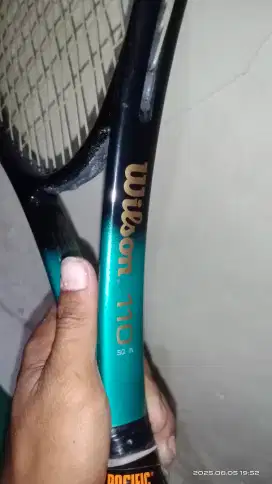 raket tenis wilson