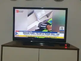 Tv SHARP 32 INCHI FREE SETEBOX ADVAN
