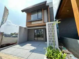 Rumah 2 Lantai Modern Tropical Living di Ciputat