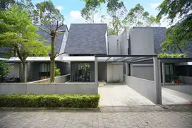 Rumah Luas Harga Terbaik di Yve Habitat Siap Huni Bisa KPR J-4058