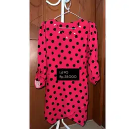 Baju thrifting baju atasan cewe wanita