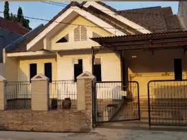 Dijual Rumah Minimalis Siap Huni di Griyaloka BSD Siap KPR J-16552