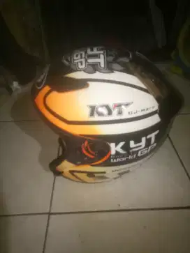 Helem kyt mines kaca tidak ada