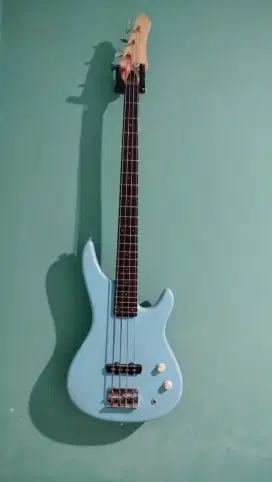 Jual bass eletrik 4 senar