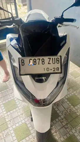 Pcx 2023 putih motor isi pertamax