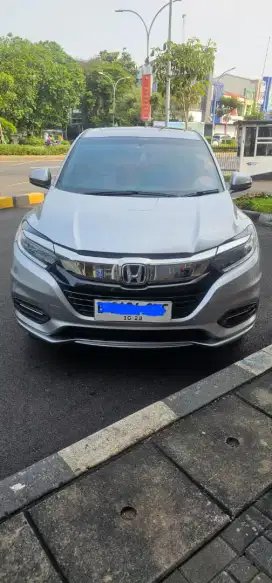 Honda HRV 1.8 Prestige facelift istimewa bgt thn 2018