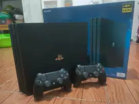 Dijual PS 4 PRO 1TB