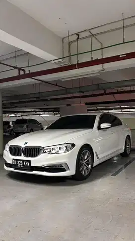 BMW 520i G30 Luxury Line 2018
