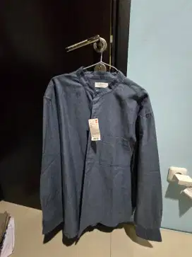 Uniqlo kemeja linen katun kerah tegak lengan panjang biru uk XL