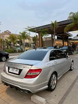 Mercedes-Benz C250 2010 Bensin