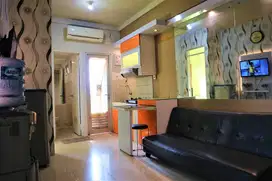 2 Bedroom Apartment Hoek/Corner Bulanan/Tahunan Grand Emerald Apartmen