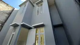 Rumah Minimalis bebas banjir di Grand View Karawaci Boulevard J-20094