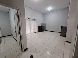SEWA RUMAH BAGUS DI KOTA BARU PARAHYANGAN TATAR MAYANGSUNDA