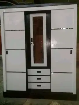 Almari pakaian bagus, murah, berkualitas