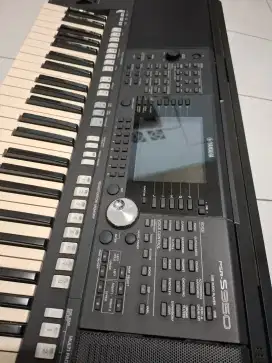 YAMAHA PSR S950