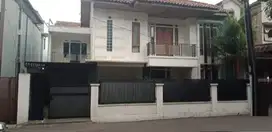 Rumah Bagus Siap Huni Lokasi Sangat Strategis Turangga Buah batu.