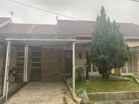 Rumah bebas banjir di Rancamaya Golf Estate Bogor Siap KPR J-18904