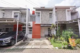 Rumah 2 Lt Strategis 20 Menit ke Stasiun TMII Siap Huni SHM J-23020
