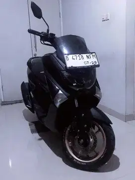 Nmax 155 (Hitam/gold)