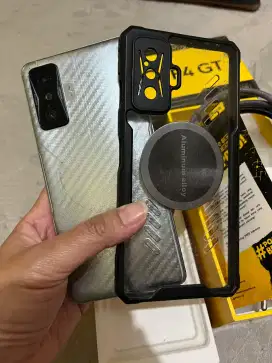 Poco F4 GT 12/256