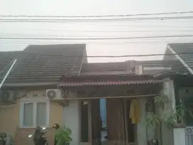 Rumah Seken Dijual di Perumahan Nirwana Golden Park Harga Nego J-19892