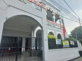 Rumah 3 Kamar Tidur di Jalan Pelangi Raya Bekasi Bisa KPR J-18465