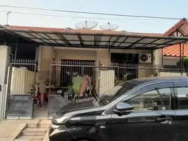 Rumah Bebas Banjir Dijual di Duta Garden Lokasi Strategis J-18361