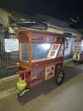 gerobak mie ayam / bakso / bubur ayam / soto / indomie / DLL