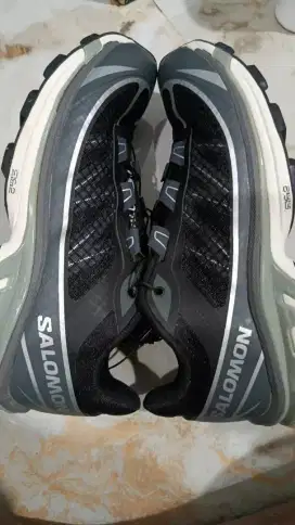 Sepatu ORI salomon