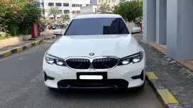 Km17rb bmw 320i g20 sedan 2022 putih pajak panjang