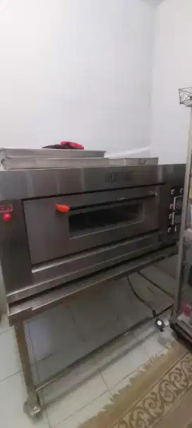 oven getra model RFL-12ss