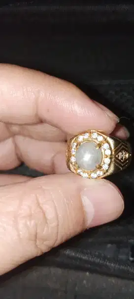 White safir star ceylon