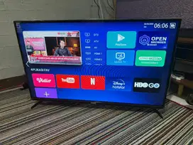 Smart tv akari / android tv akari 32 inch mulus like new seperti baru