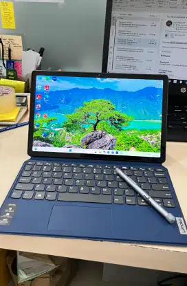 laptop merk lenovo