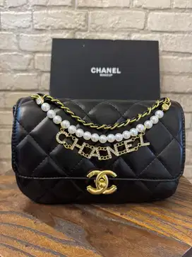 Tas Sling VIP Gift Chanel